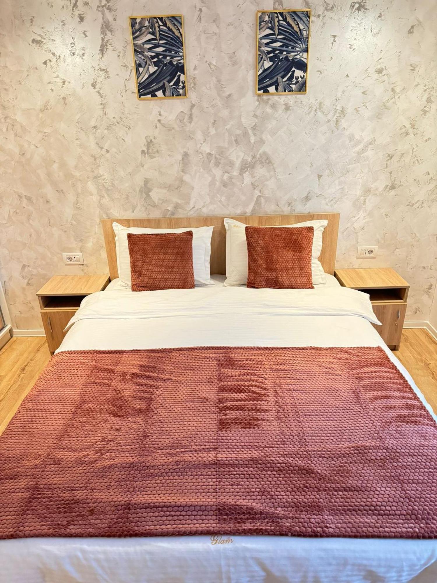 Lipatti 15 Premium Apartments By Glam Apartments 티미쇼아라 외부 사진